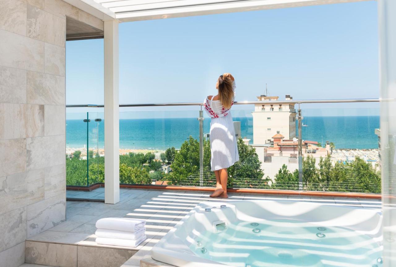Hotel Atlantic Riviera Misano Adriatico Esterno foto