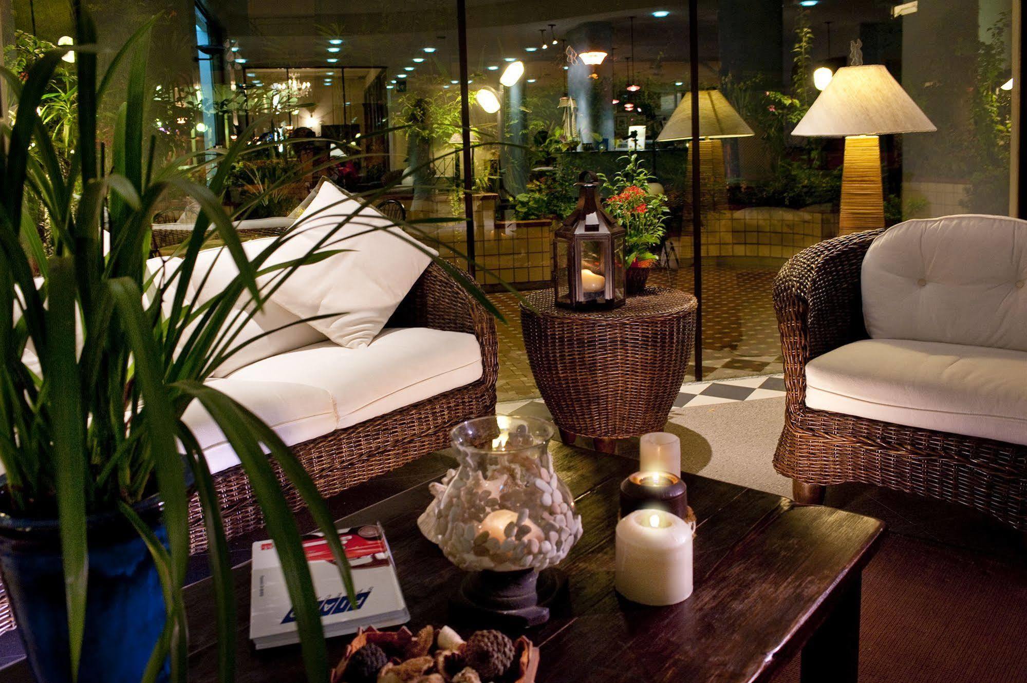 Hotel Atlantic Riviera Misano Adriatico Esterno foto