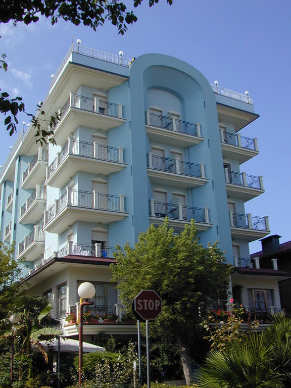 Hotel Atlantic Riviera Misano Adriatico Esterno foto